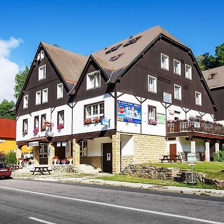 Hotel Hela Pec pod Snezkou Exterior photo
