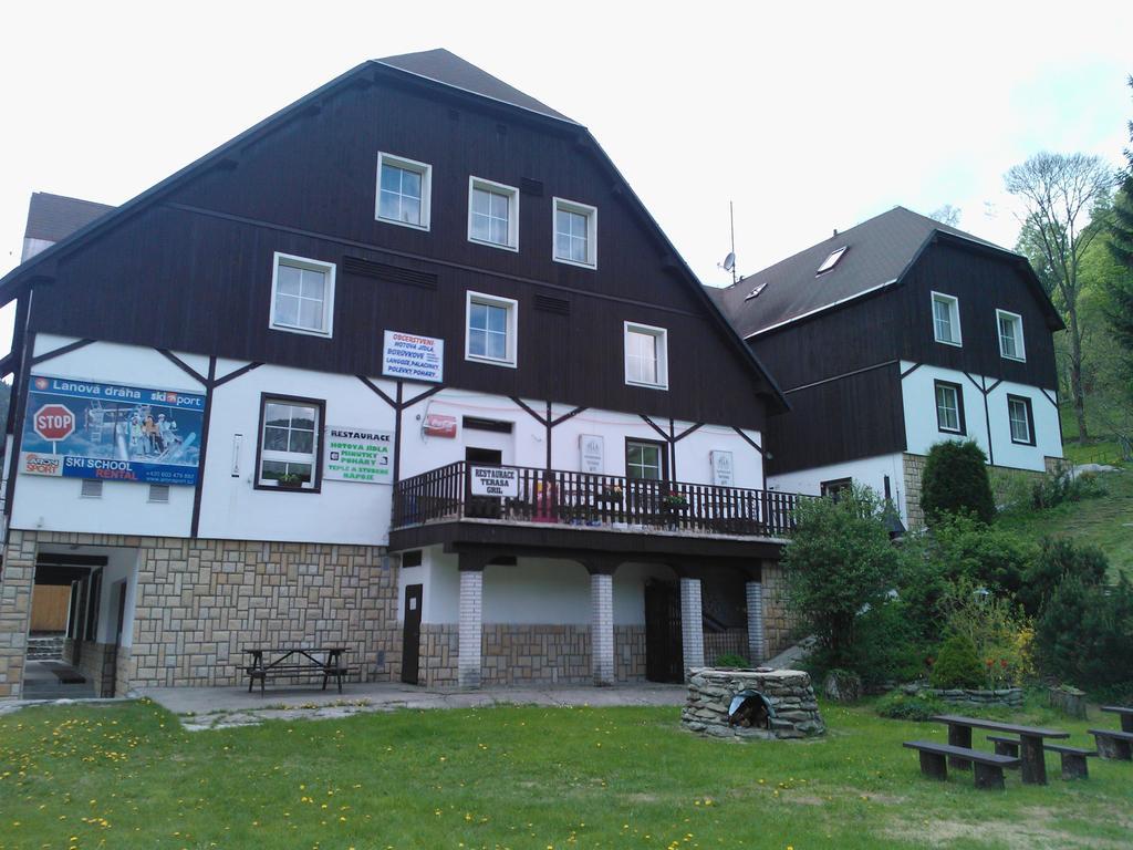Hotel Hela Pec pod Snezkou Exterior photo