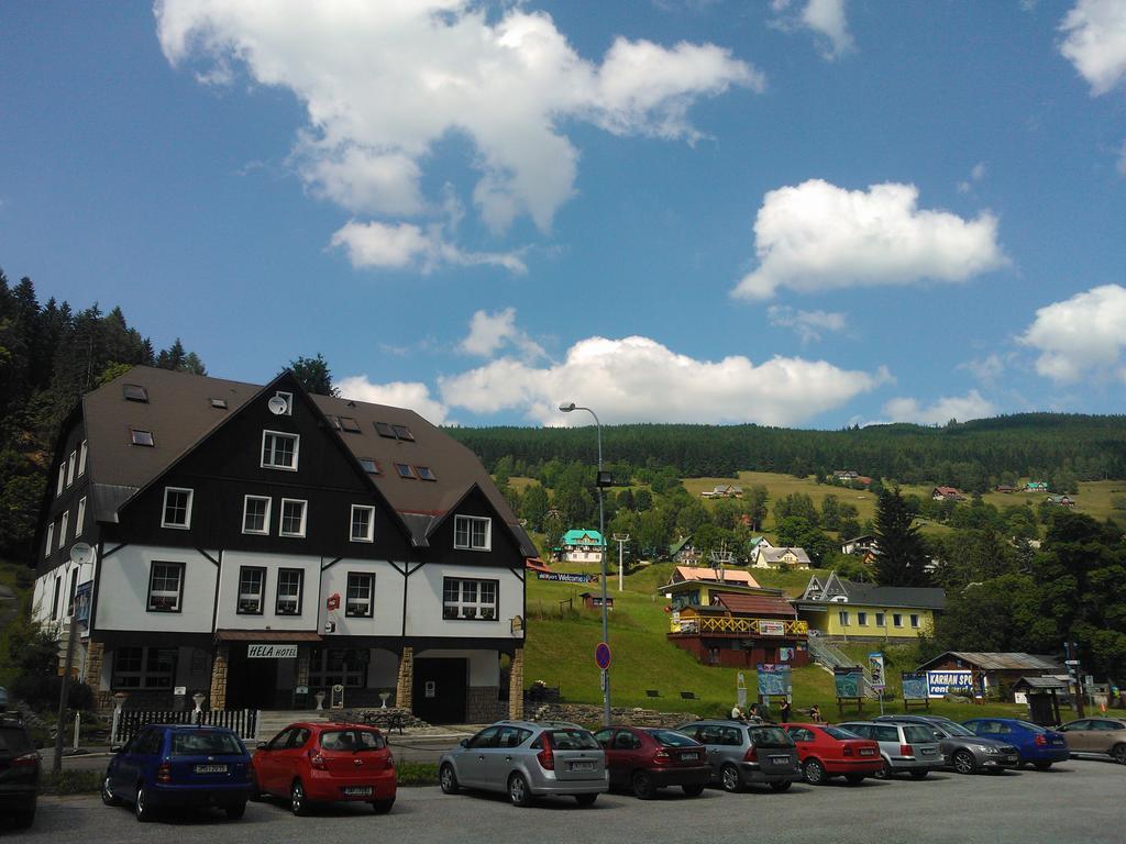 Hotel Hela Pec pod Snezkou Exterior photo